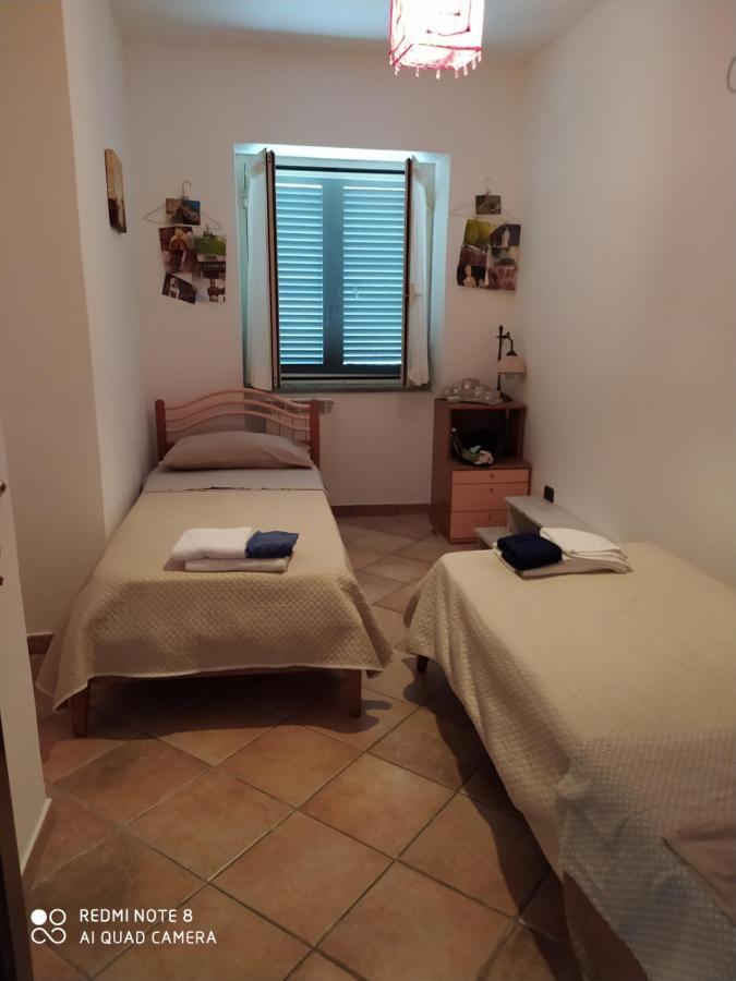 Il Poggio Degli Ulivi Apartman Trevignano Romano Kültér fotó