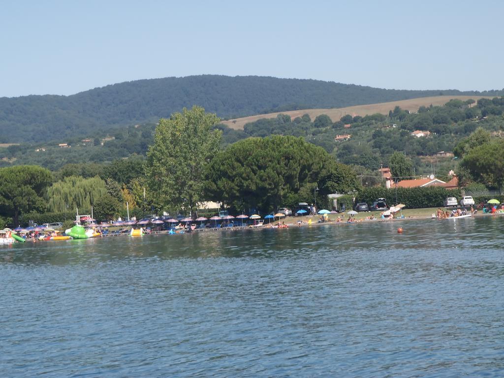 Il Poggio Degli Ulivi Apartman Trevignano Romano Szoba fotó