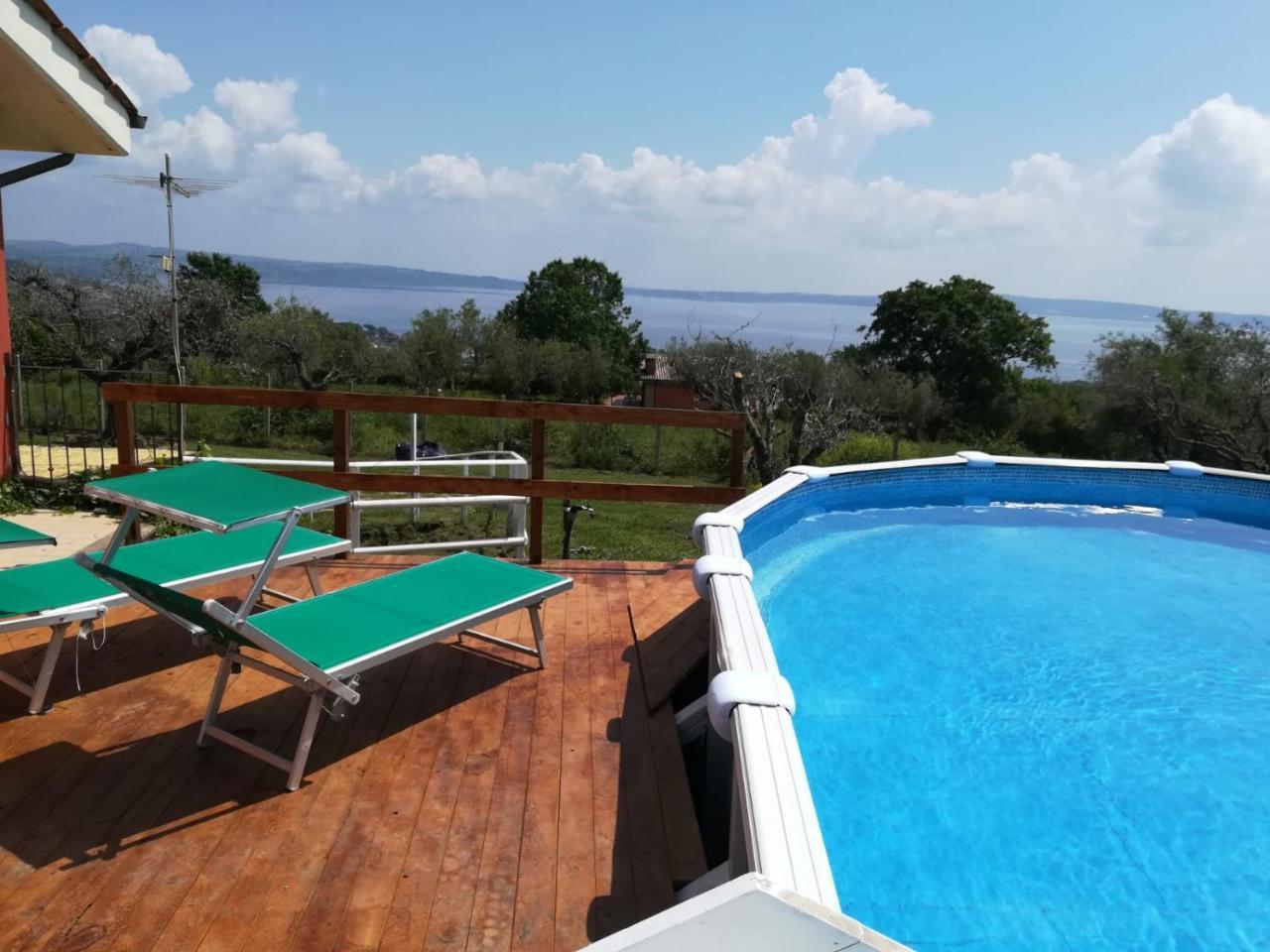 Il Poggio Degli Ulivi Apartman Trevignano Romano Kültér fotó