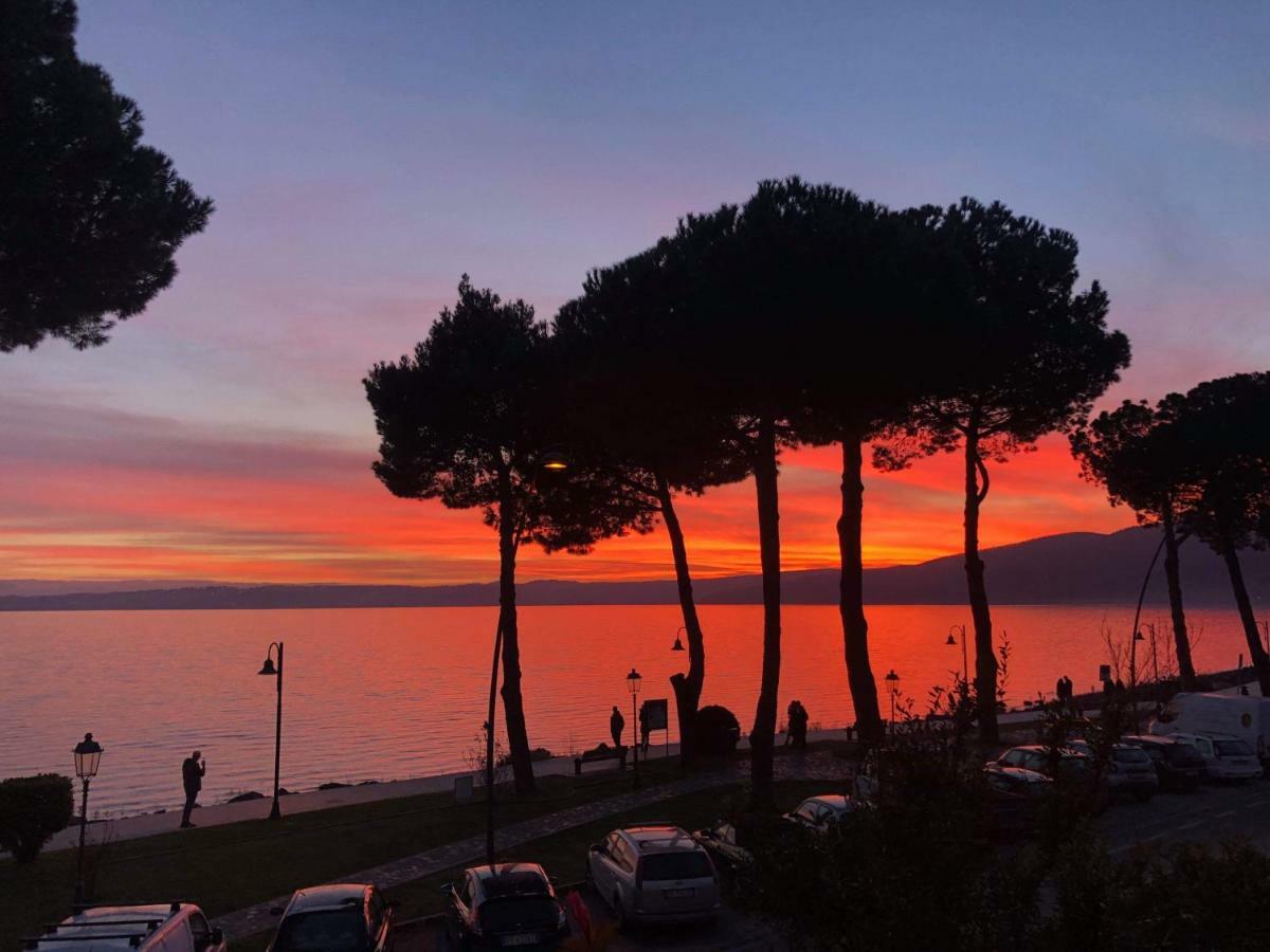 Il Poggio Degli Ulivi Apartman Trevignano Romano Kültér fotó